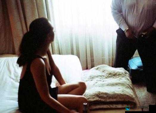 已婚少妇公交车内被陌生人性侵：丁字裤引发的荒唐事件