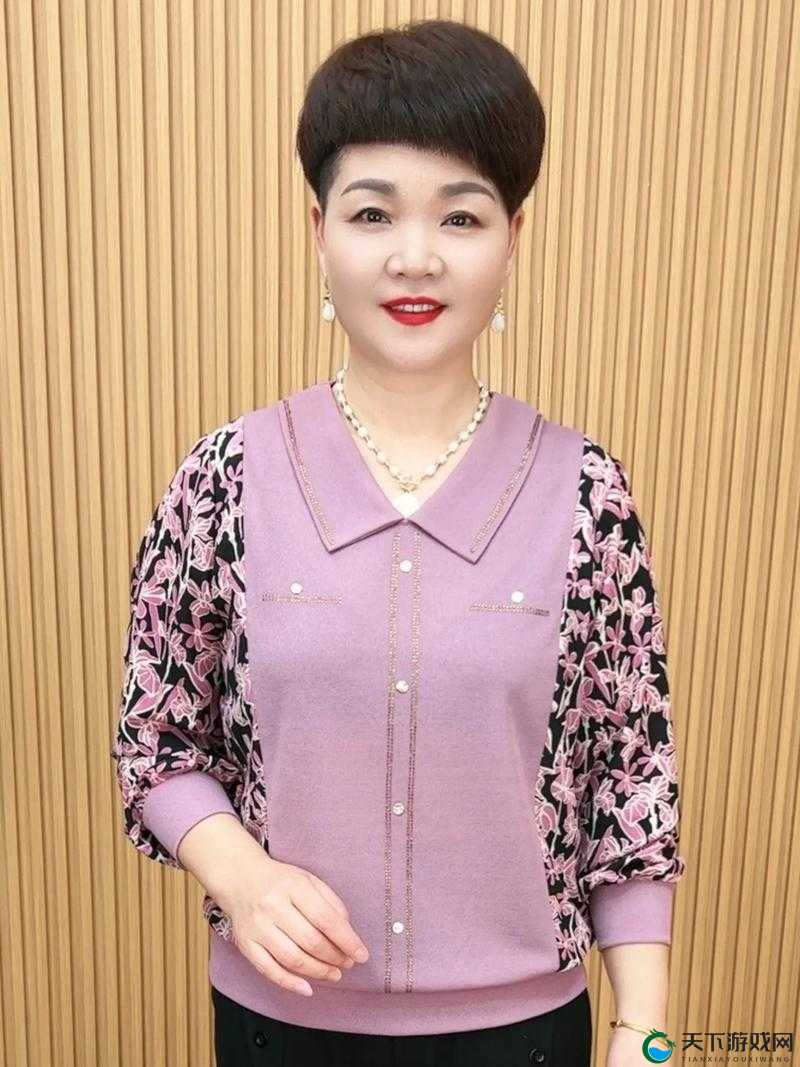 Pansy 中老年妈妈：时尚优雅不减当年风采依旧