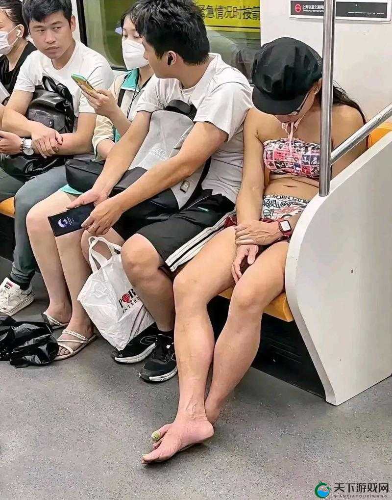 男性大巴般强势进入女性身体的震撼场景