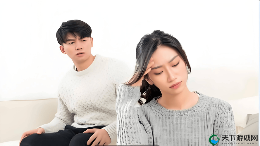 多人调教：强行破苞 H 驯服，多重角色的情感纠葛