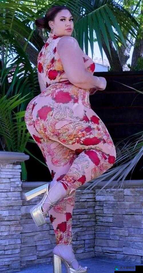 ass 美泬裸体 pics：极致诱惑，令人心跳加速的视觉盛宴