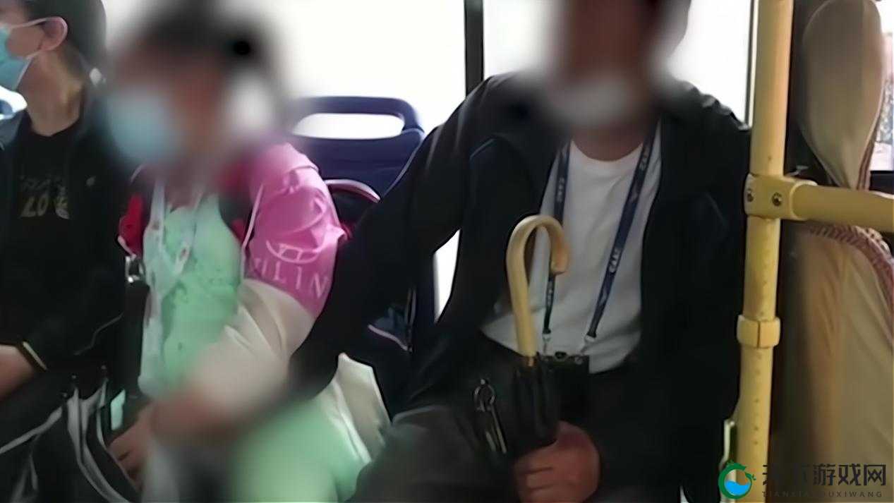 公交车内竟发生寝犯小男生肉体恶劣事件