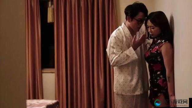 美女扒开尿口让男人桶：挑战道德与伦理的禁忌