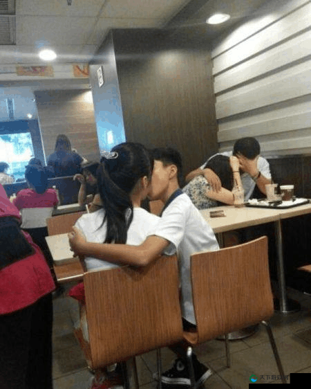 免费人成视频 x8x8：一场引人入胜的视觉盛宴