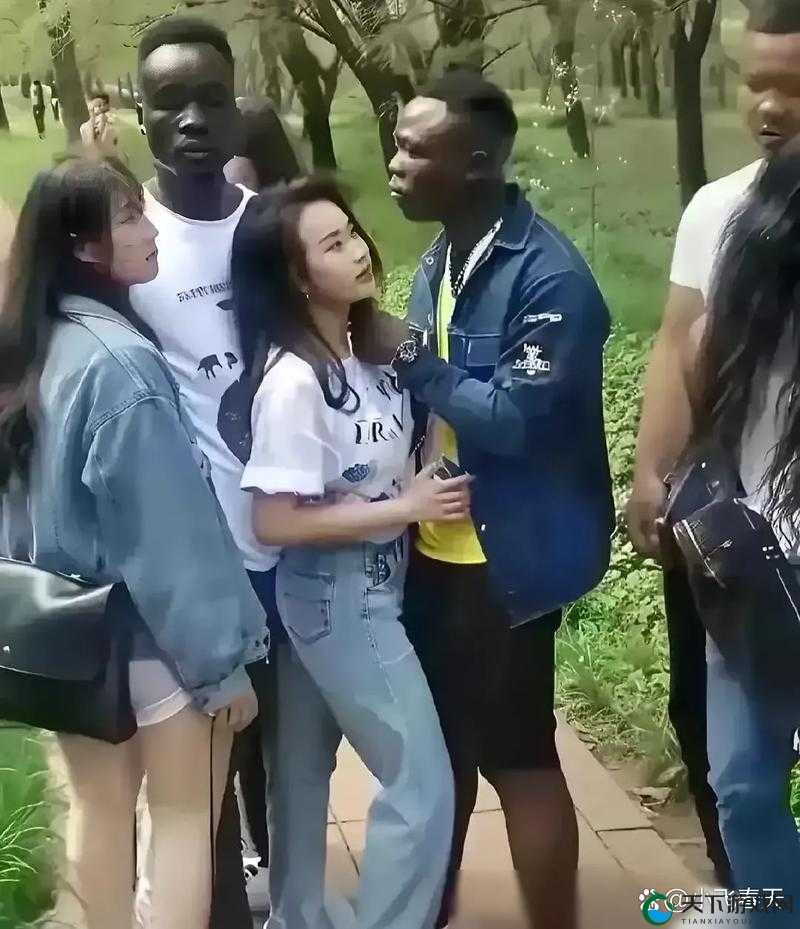 黑人+日本人 XXX 太大了：文化交融下的身体特征之谜
