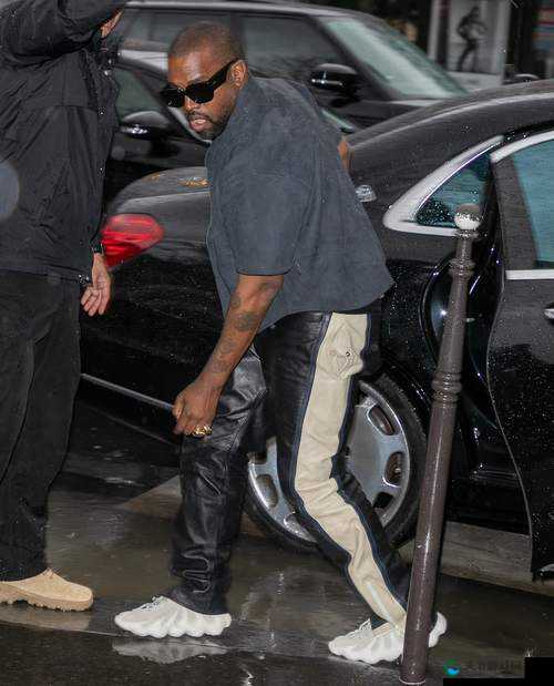 国产 Yeezy451：因沮丧而引发的关注与思考