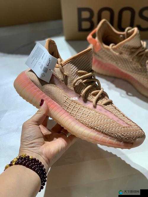 YEEZY 亚洲限定-美洲限定 时尚潮流鞋子大比拼