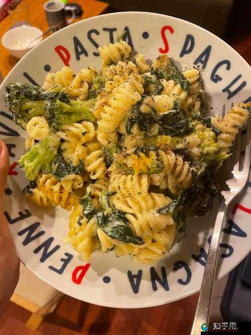 欧美资深男同性恋者共进美食，是一种怎样的体验？