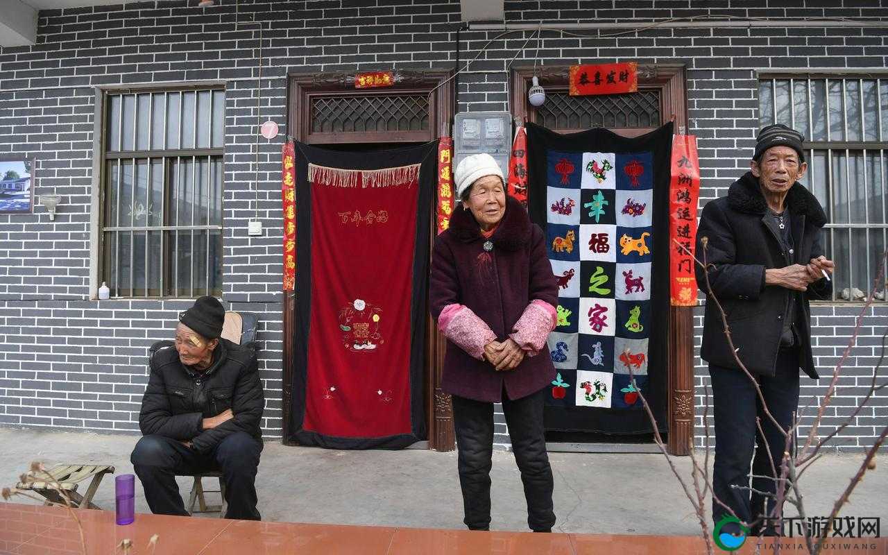 山西窑洞老阿姨：坚守传统与岁月的生活记录