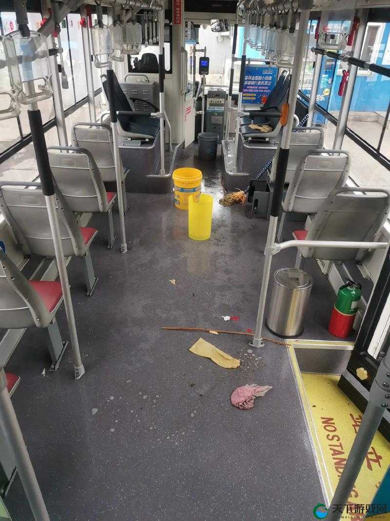 公交车上被蹭水后多久恢复：衣物清洁与干燥时间参考