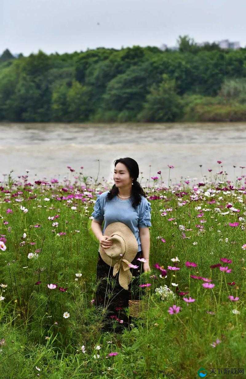 在花海中寻觅:头埋在我花丛里的私密时刻