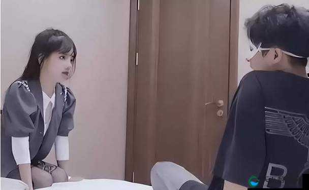 震惊高校校花竟沦为公车系强女奷:雪柔的堕落之路