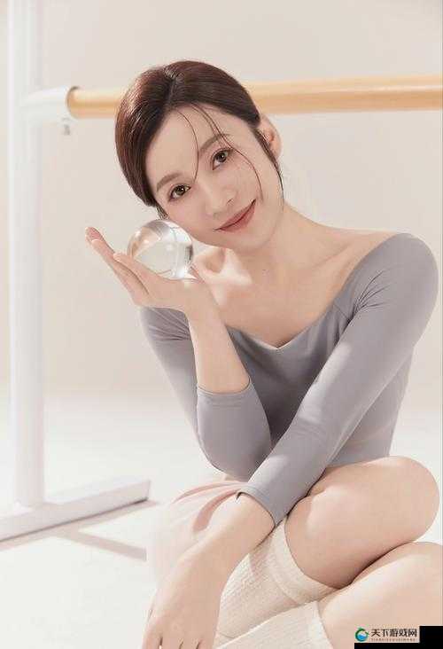 青娱乐极乐品盛宴：成年人之美，尽在此刻