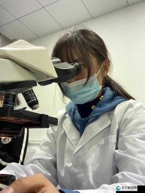 当 H1vl1 升温时，教授的实验室发生了什么？