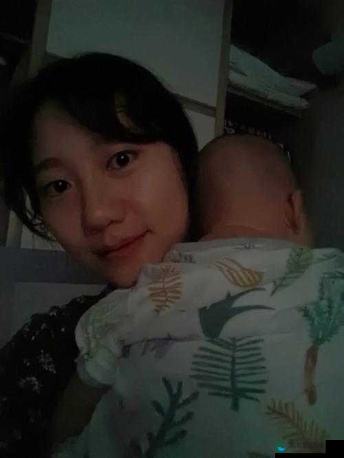 ：妈妈总是半夜装睡配合孩子，背后的真相令人动容