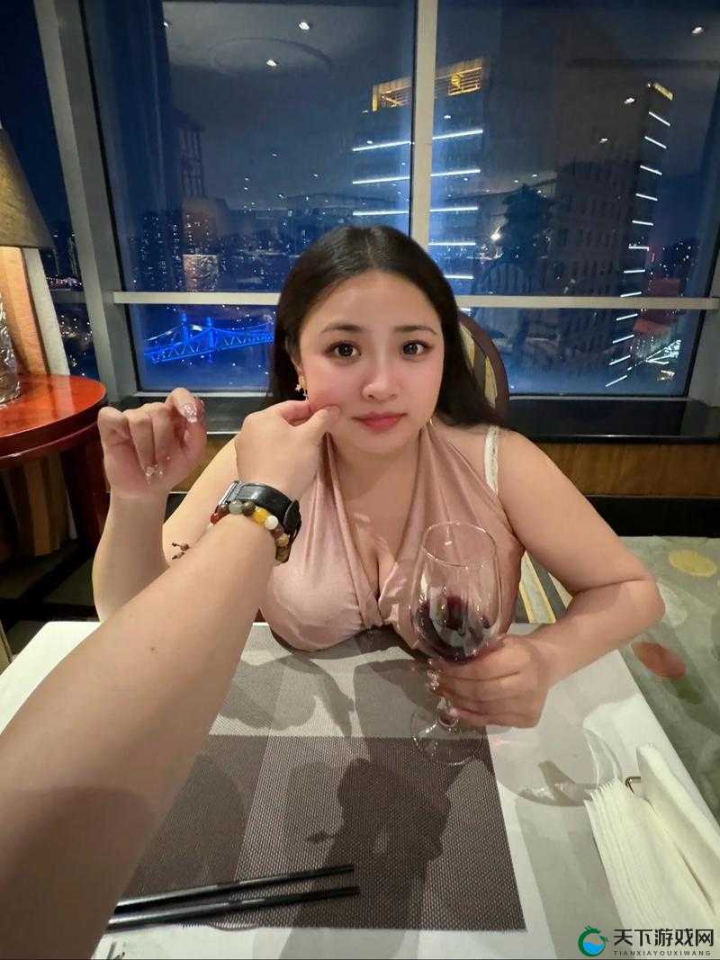 日本熟妇 BBWWBBWW 的秘密生活：探寻她的故事