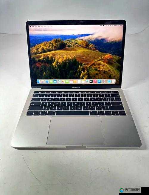 全新升级的 MACBOOK PRO 18：卓越性能与极致体验