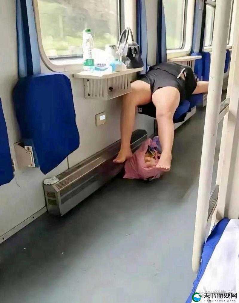 车里疯狂索要：一段令人瞠目结舌的惊人场景