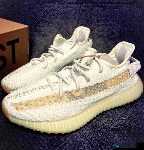 yeezy350v2 亚洲配色:独特魅力引领时尚新潮流