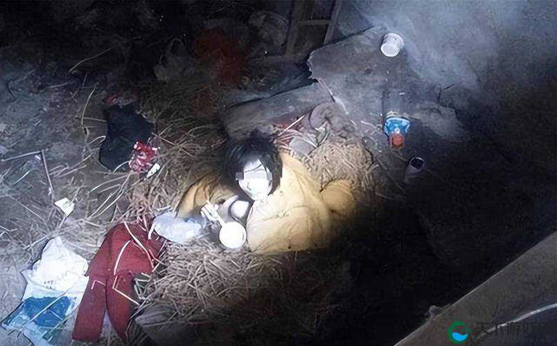 校花被折磨到下体流水，身心饱受摧残