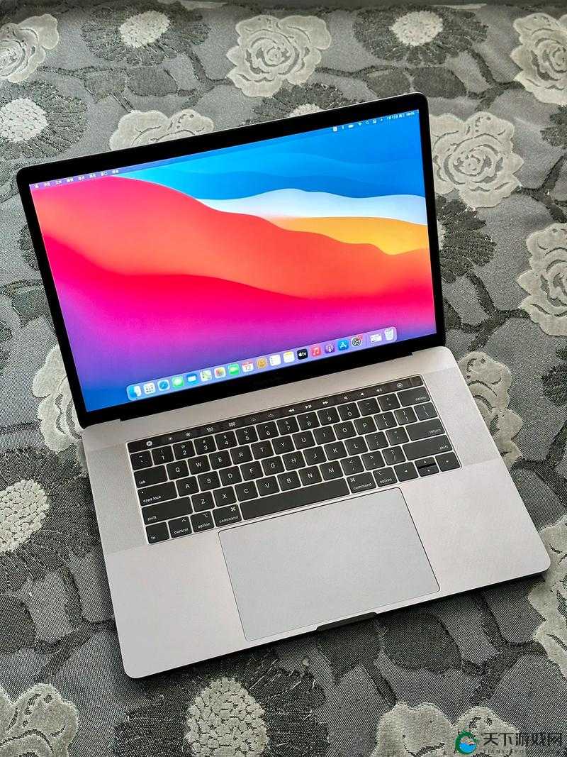 MacBook-Pro 高清：强大性能，高清视觉享受