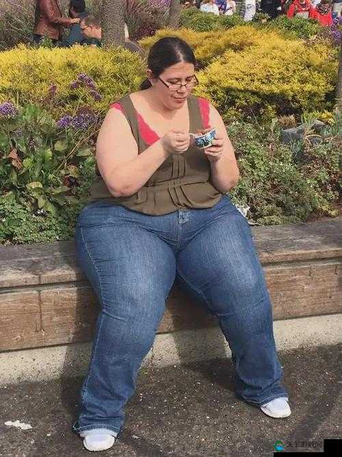 欧洲大肥女的传奇人生与独特经历