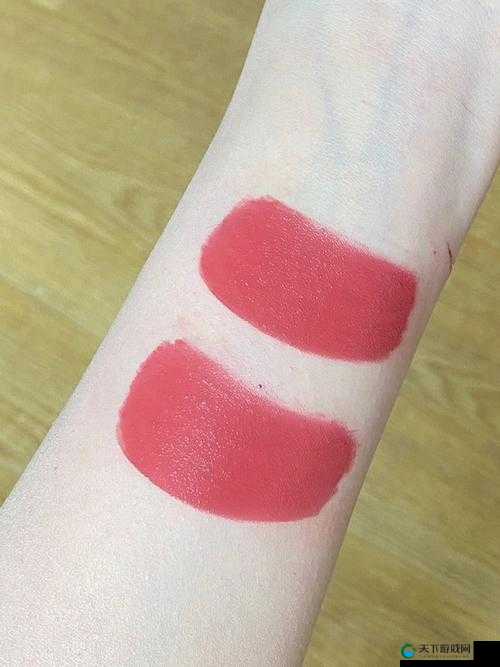 YSL 蜜桃色 4775 免费:专属你的魅力唇色之选