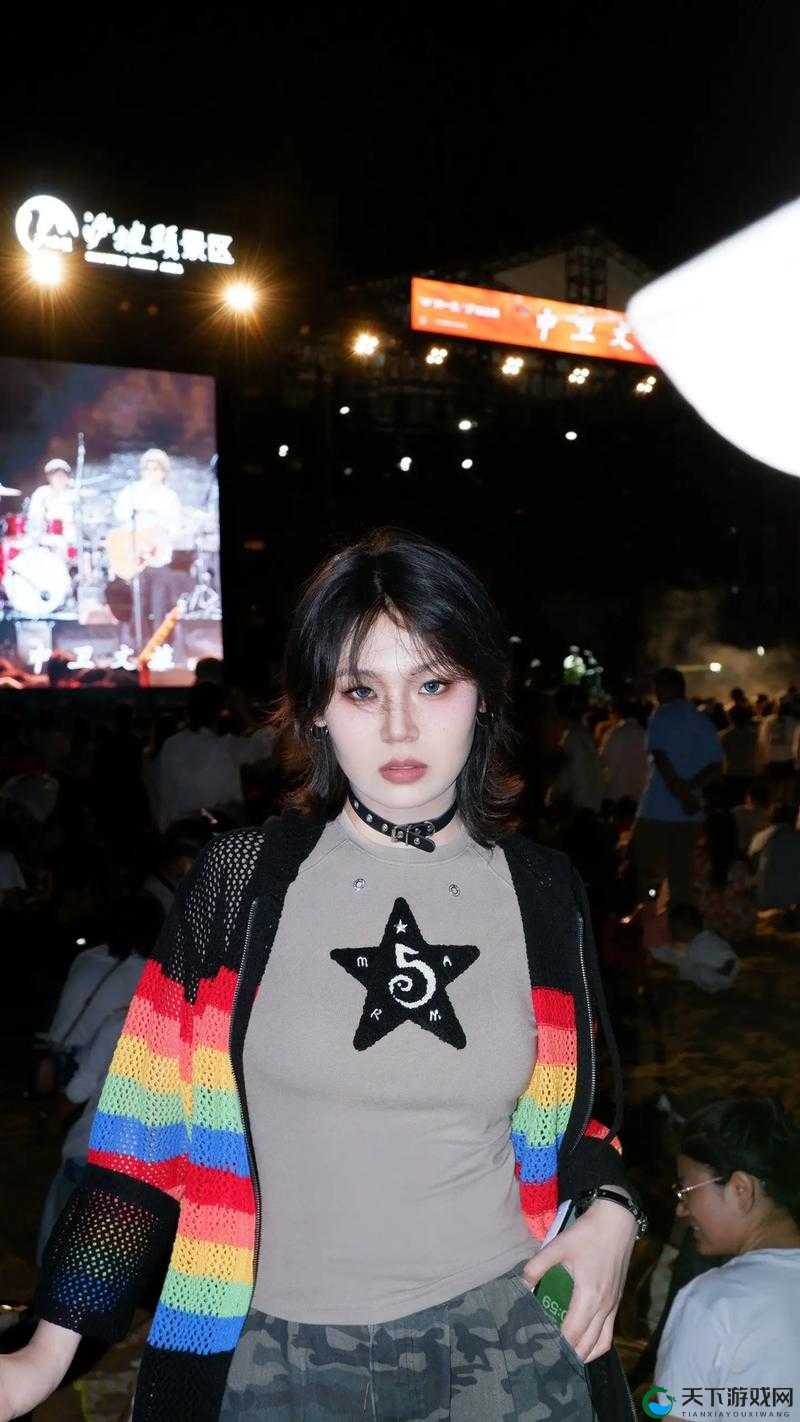 X 姓女 RAPPER:从音乐旅程中绽放独特光芒