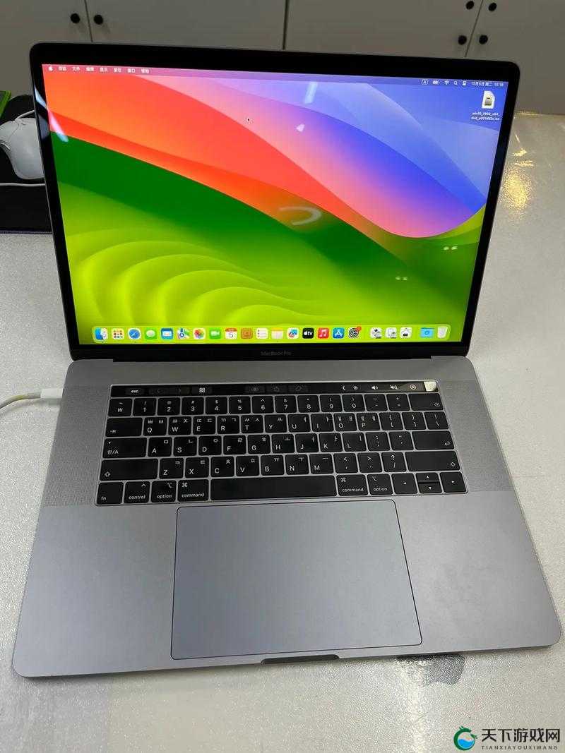 18-19MacbookPro :性能卓越与创新设计的完美结合