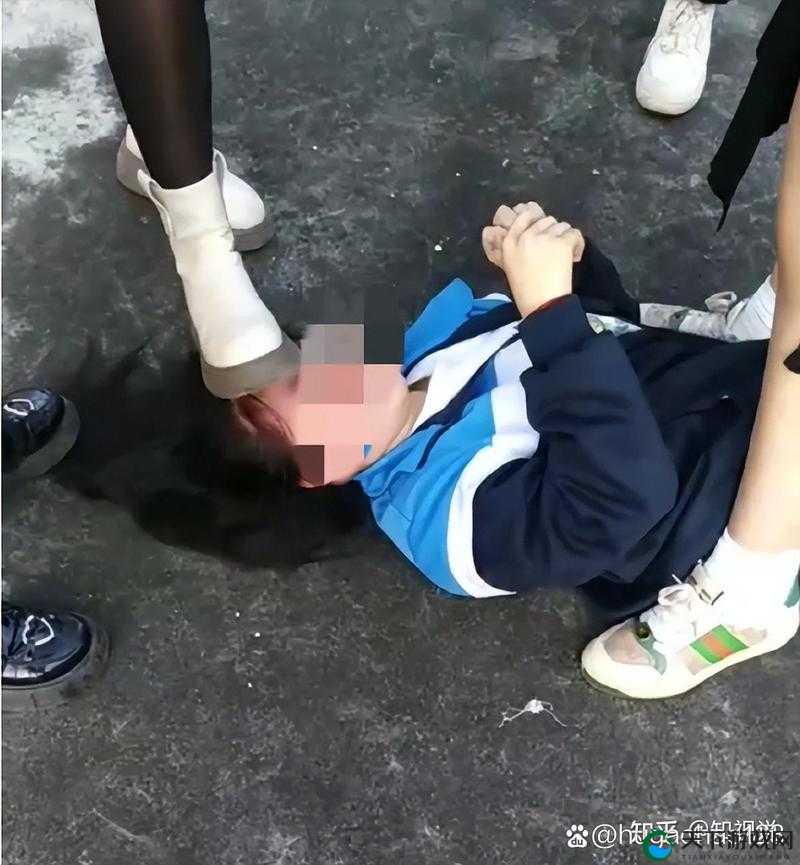 未成年禁止踩踏坤巴,这样的行为不可取