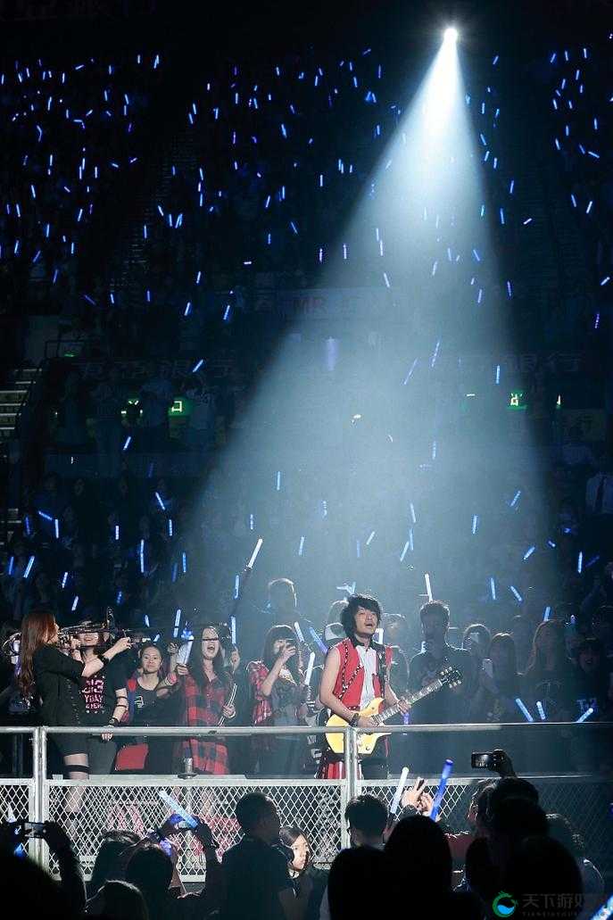 激情五月天：畅享天性爱带来的热烈与美好