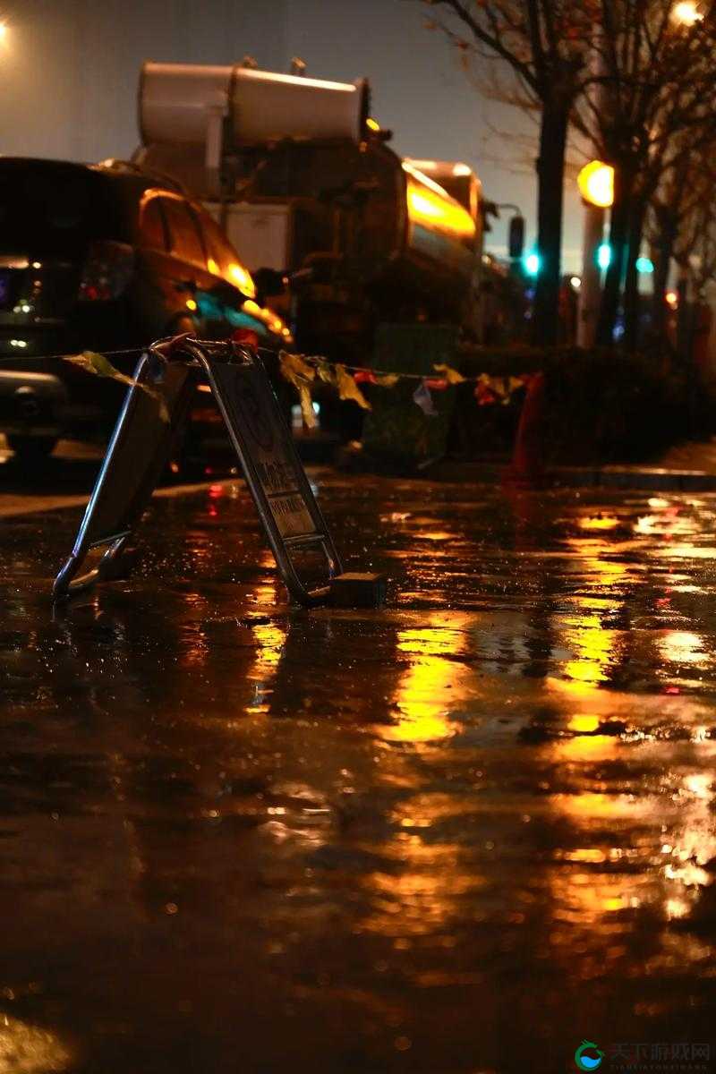 外勤突然下雨免费观看：这真是一场让人意外的情况