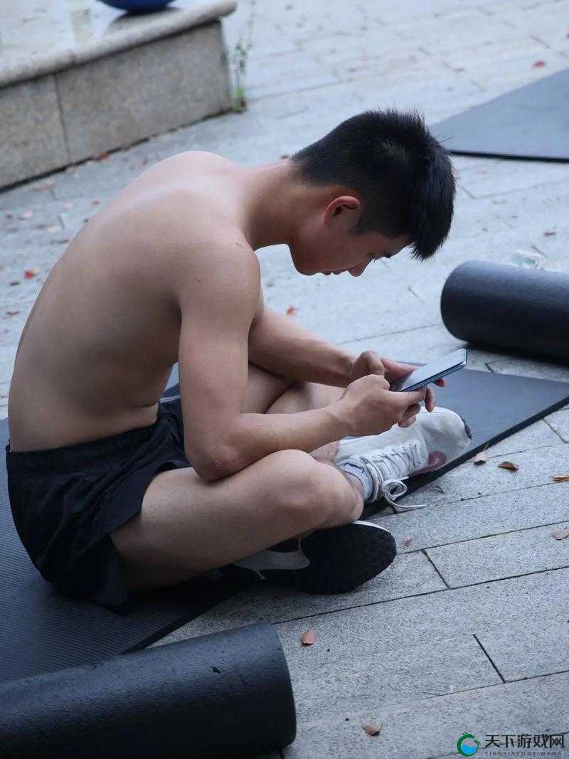 体育生：汗水与力量的碰撞
