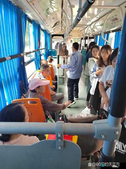 公交车上的爱:那些温暖人心的瞬间与美好故事