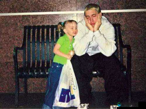 eminem 女儿 Whitney:最新状况及成长历程