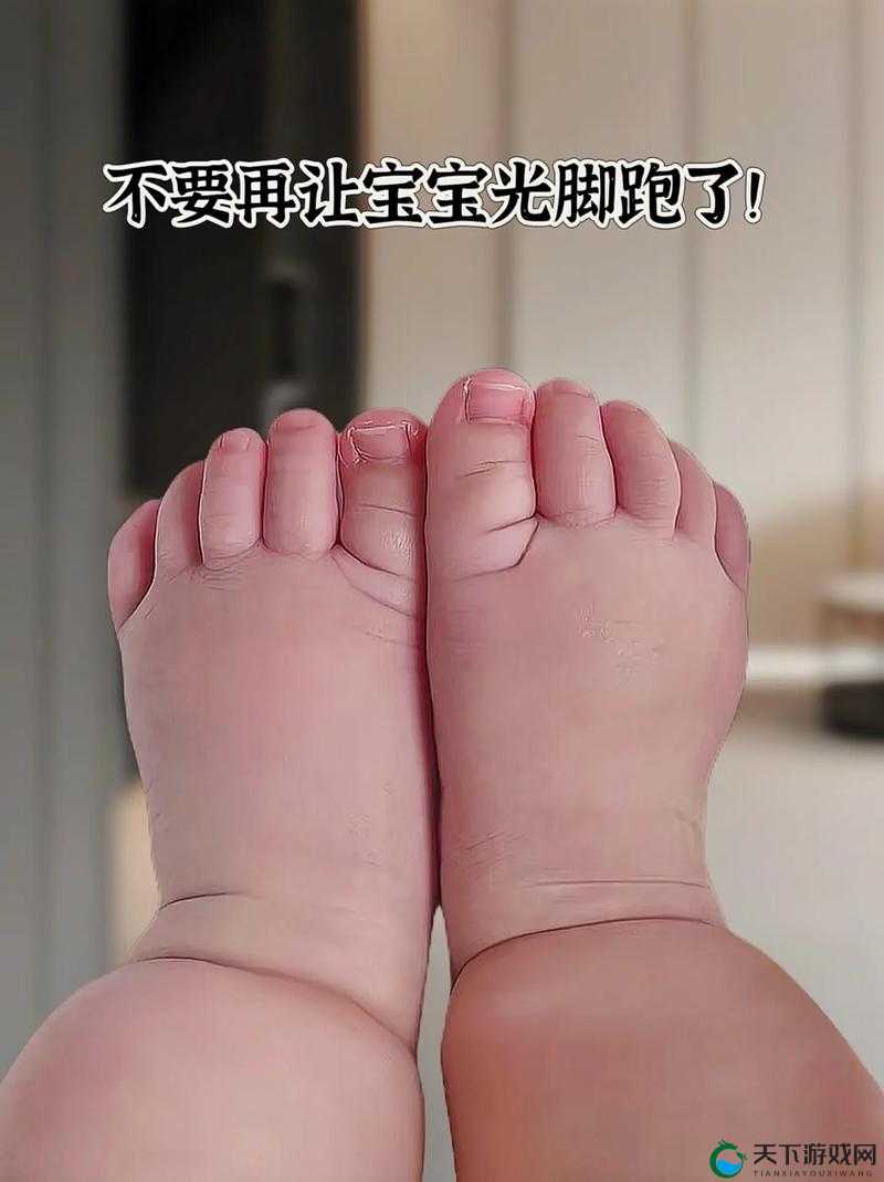 宝宝用力嗯脚翘起来究竟是怎么回事呢