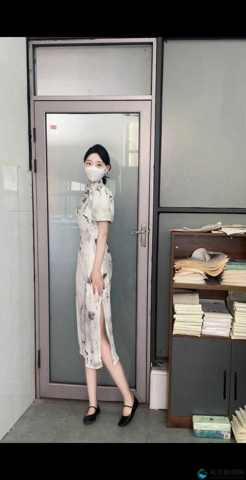 为什么穿旗袍方便打野：探究其背后的原因