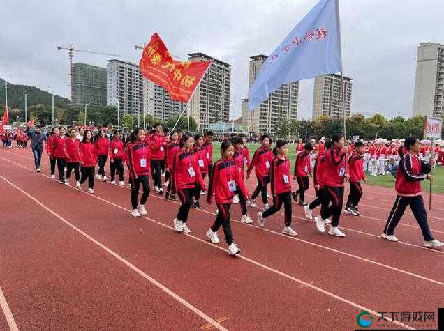 超级凌乱的校园运动会有弹窗：一场别开生面的独特赛事