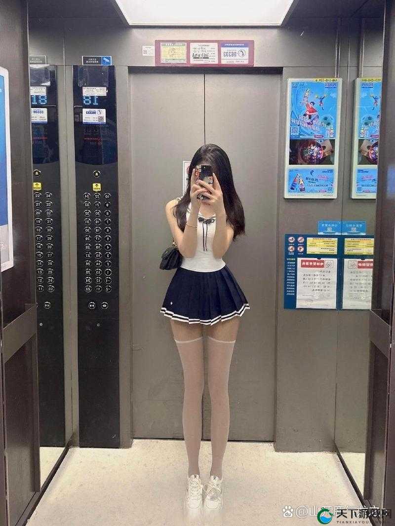 91风月海棠电梯搭讪175cm大长腿美女，真实经历分享与情感互动探讨