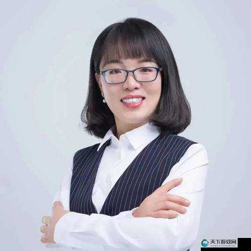 XXXX18HD 日本 HD 教师：她的教学风格为何备受争议？