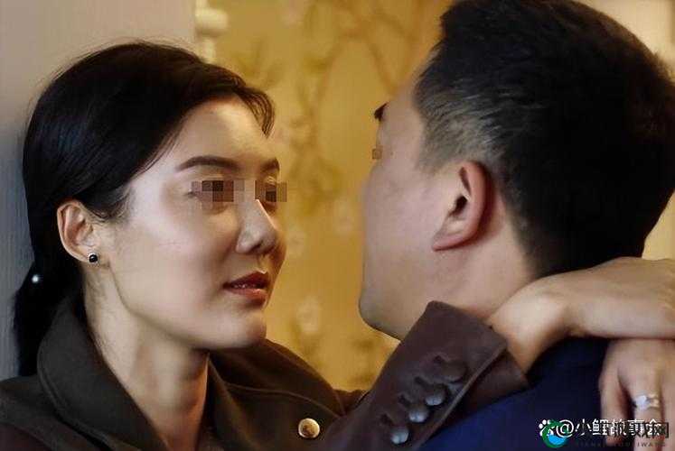 老妇卖BBB视频曝光：揭秘背后故事，网友热议不断，真相究竟如何？