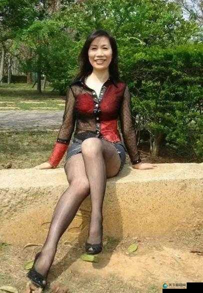 五十路熟妇的魅力：探究她们在婚姻和生活中的角色