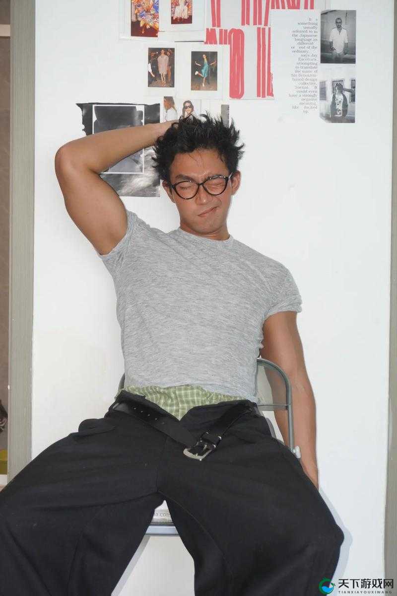 Korean帅男GayFUCKwet引发热议：揭秘其背后的文化现象与网络影响力