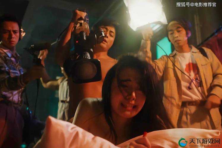 君岛美绪无码AⅤ喷水电影精彩片段解析，深度探讨其艺术表现与观众反响