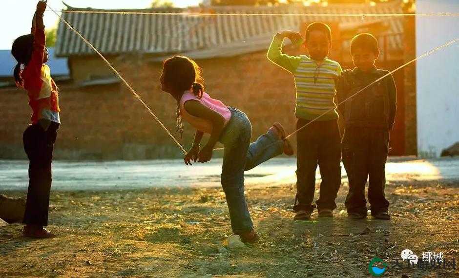 小时候在一起玩的异性：那些年我们一起度过的童年时光和难忘的回忆