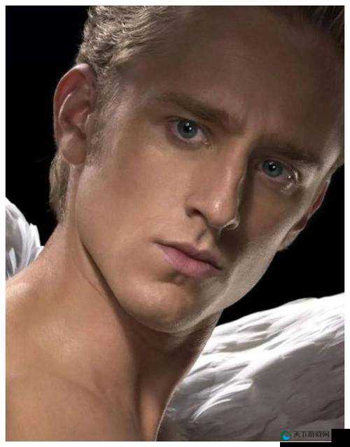 震惊某知名男星竟然是这样的人