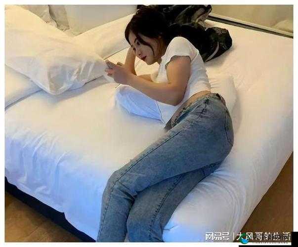 火辣身材国产美女在神秘房间的羞羞画面